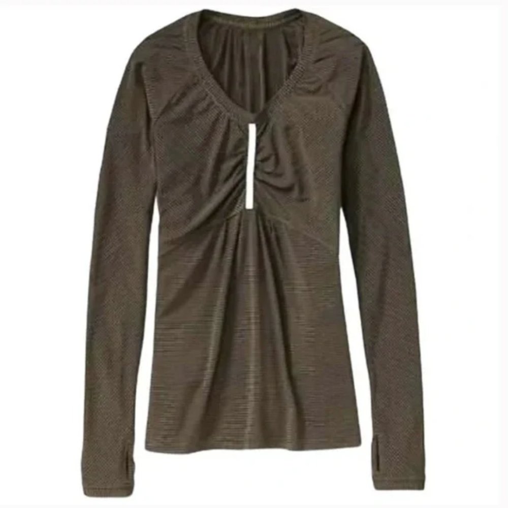 Athleta pump it up long sleeve top L shadow stripe